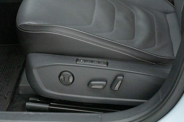 Used 2025 Monument Gray Volkswagen SEL image 16