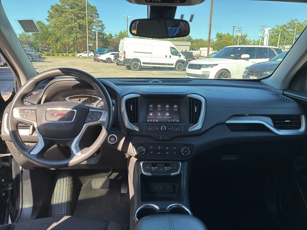 Used 2024 Black GMC SLE image 24