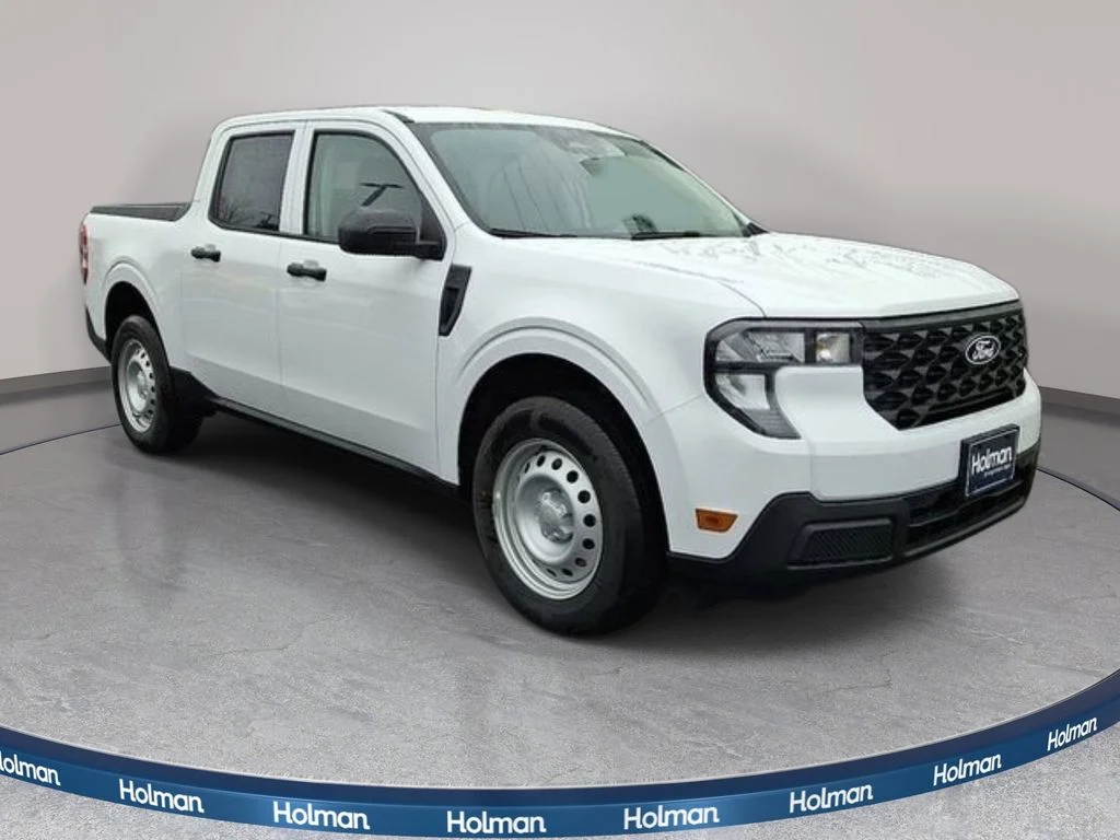 New 2026 Oxford White Ford XLT image 2