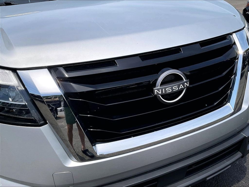 Used 2024 Silver Nissan SV image 30
