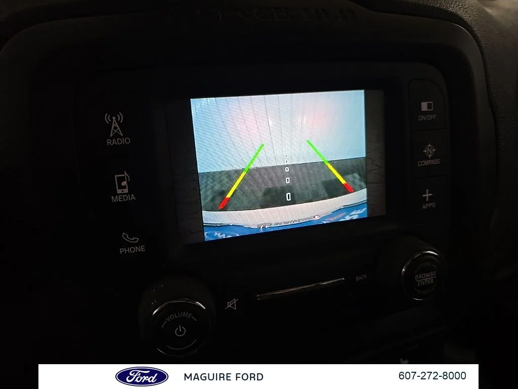 Used 2017 White Jeep Latitude image 26