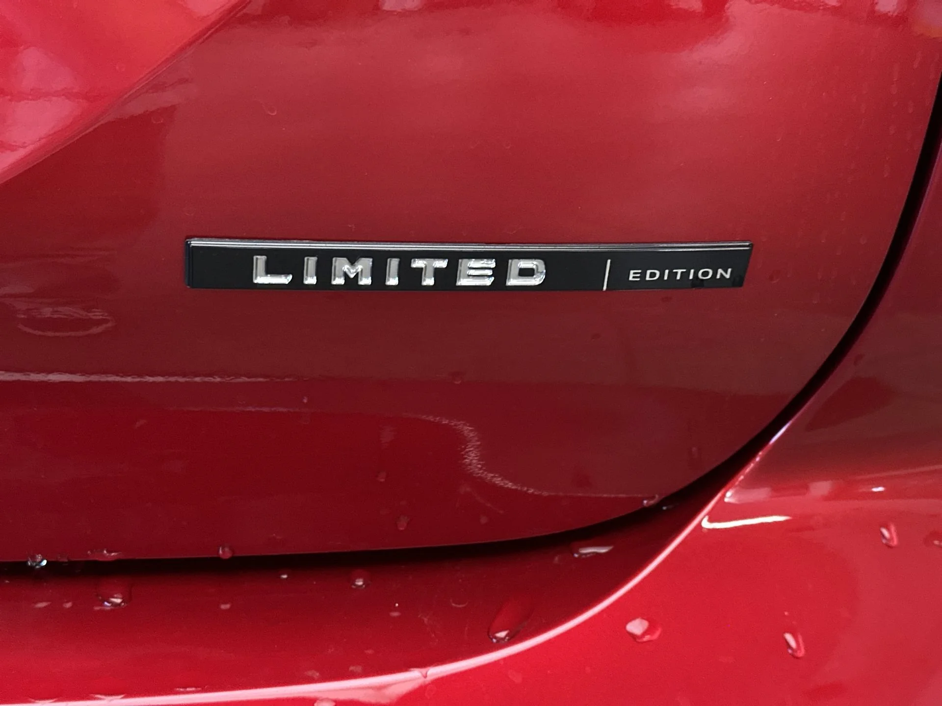New 2026 Red Diamond Mitsubishi LE image 25