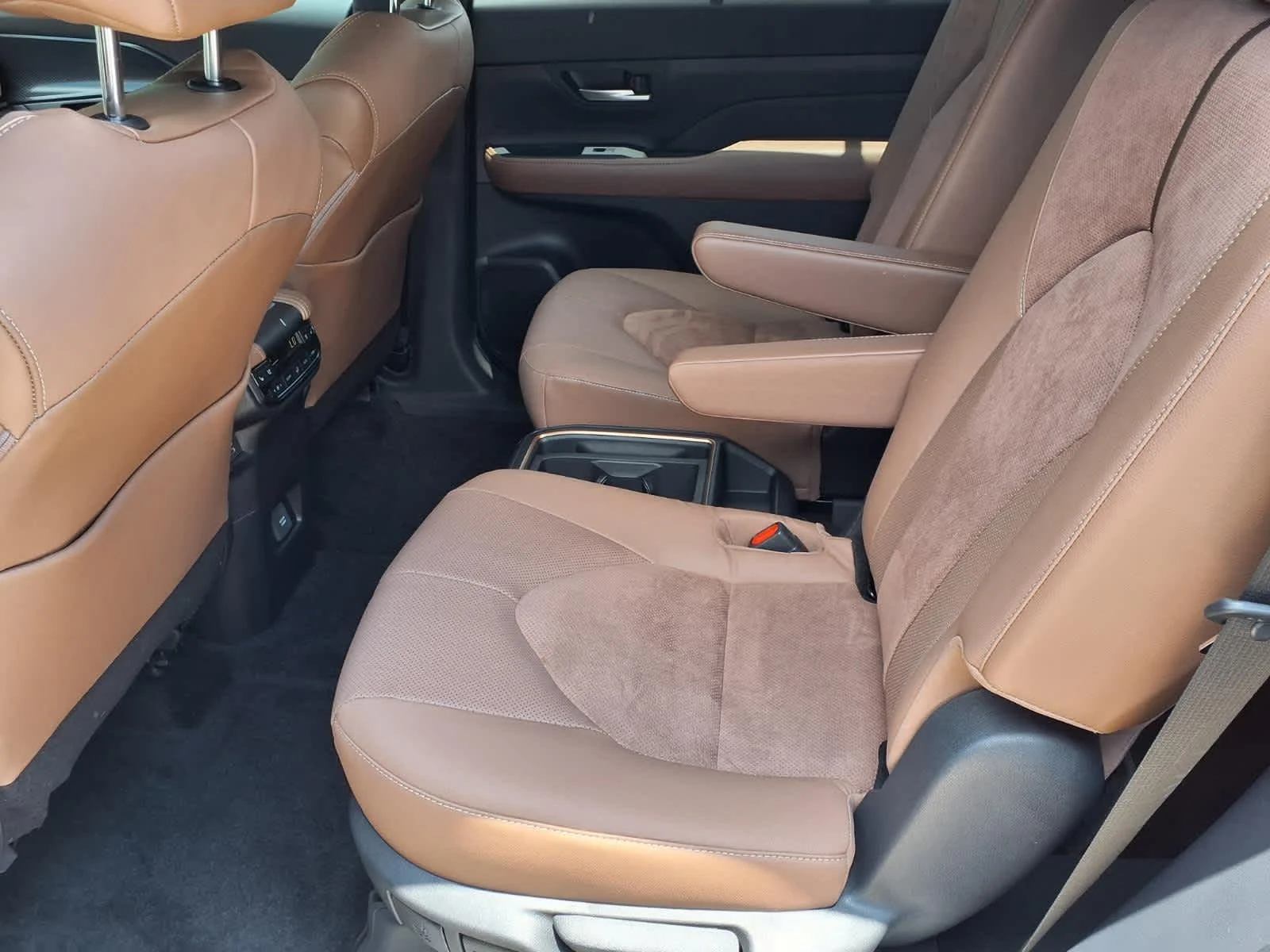 Used 2026 Blueprint Toyota Hybrid MAX Platinum image 22