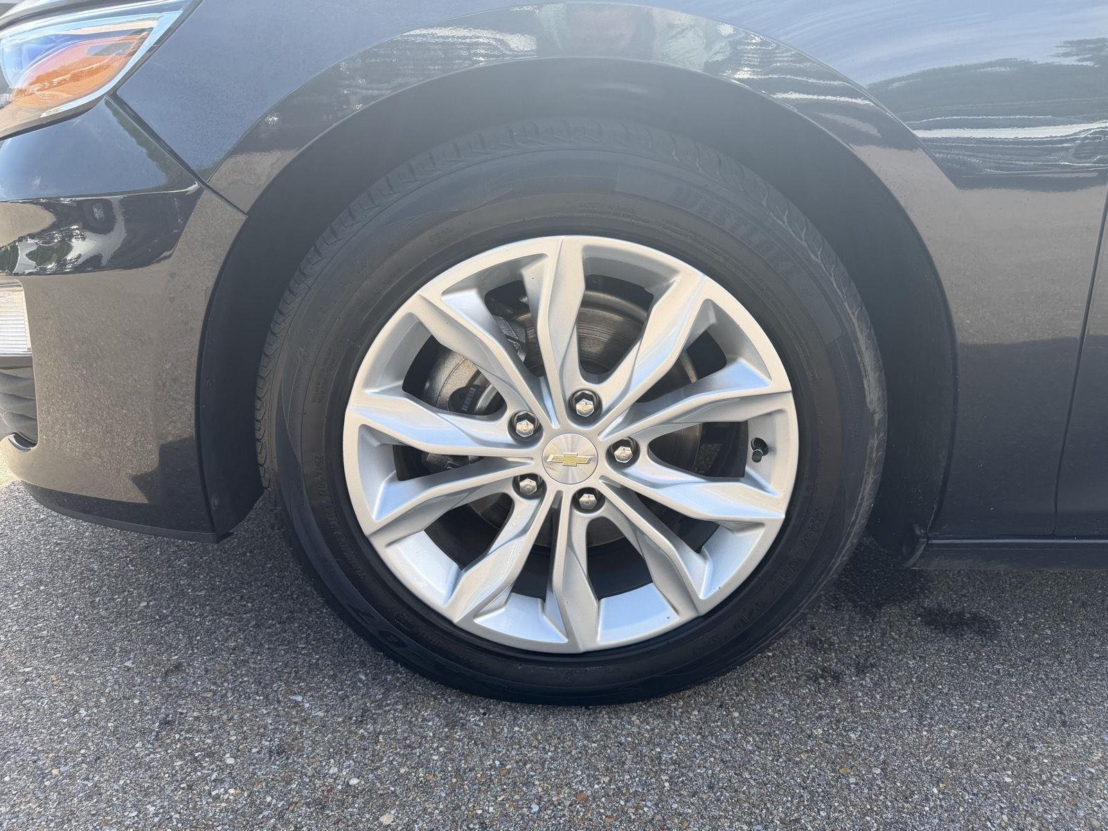 Used 2023 Dark Ash Metallic Chevrolet LT image 23
