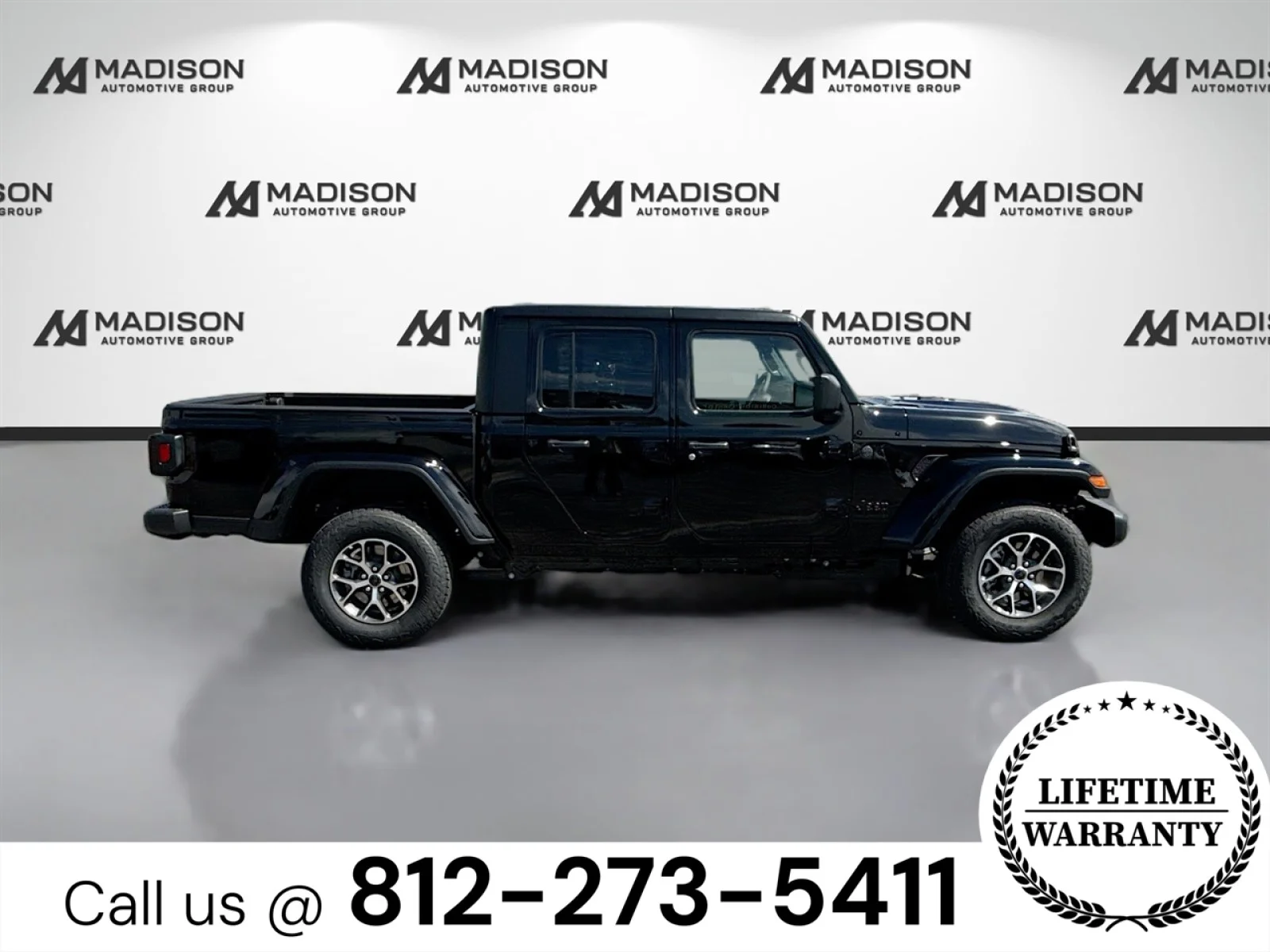New 2026 Black Clearcoat Jeep Sport S image 4
