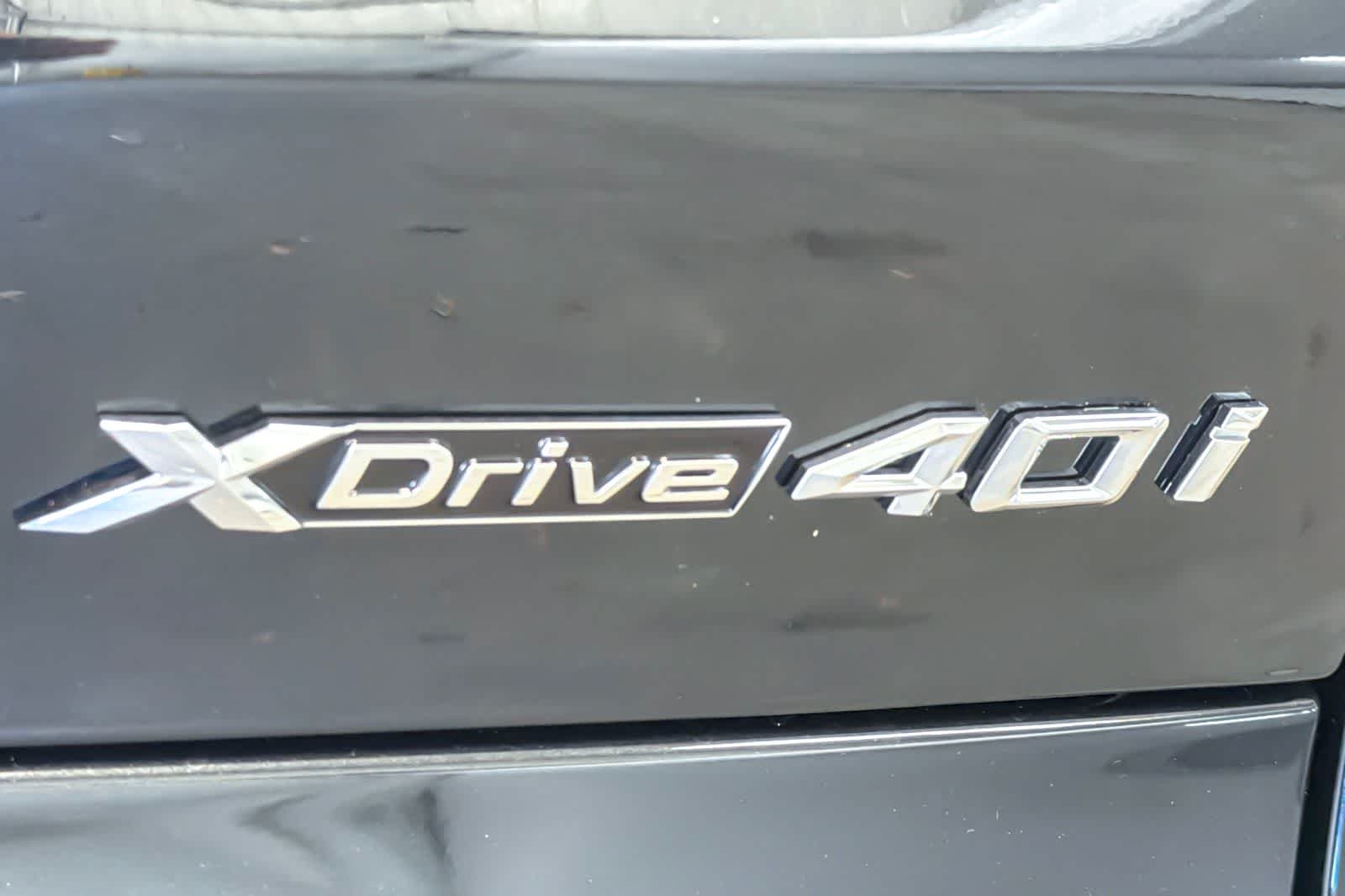 New 2026 Black Sapphire Metallic BMW xDrive40i image 26