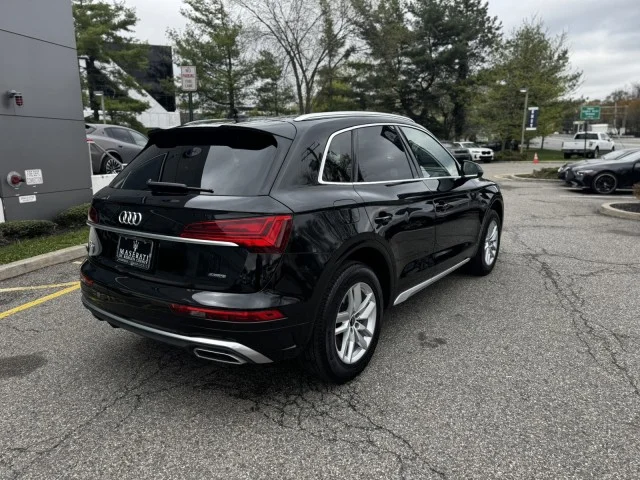 Used 2023 Mythos Black Metallic Audi S line Premium image 8