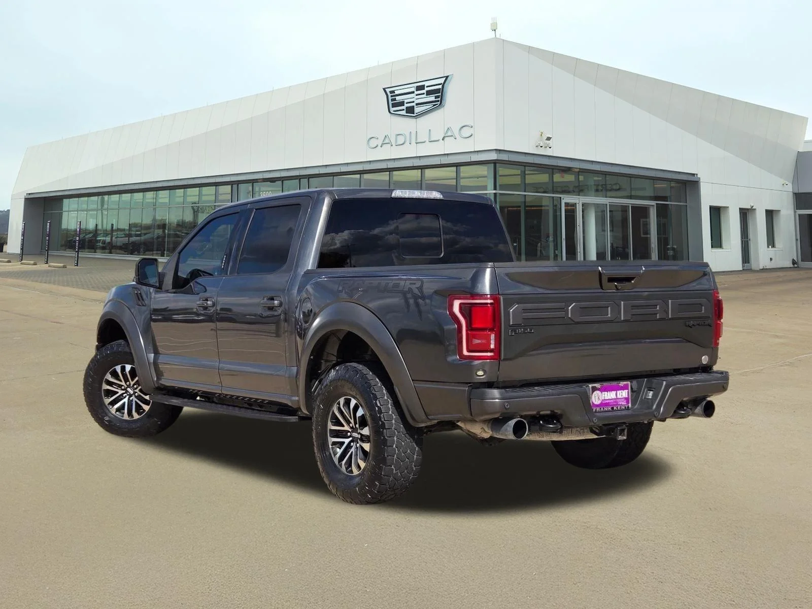 Used 2019 Magnetic Ford Raptor image 4