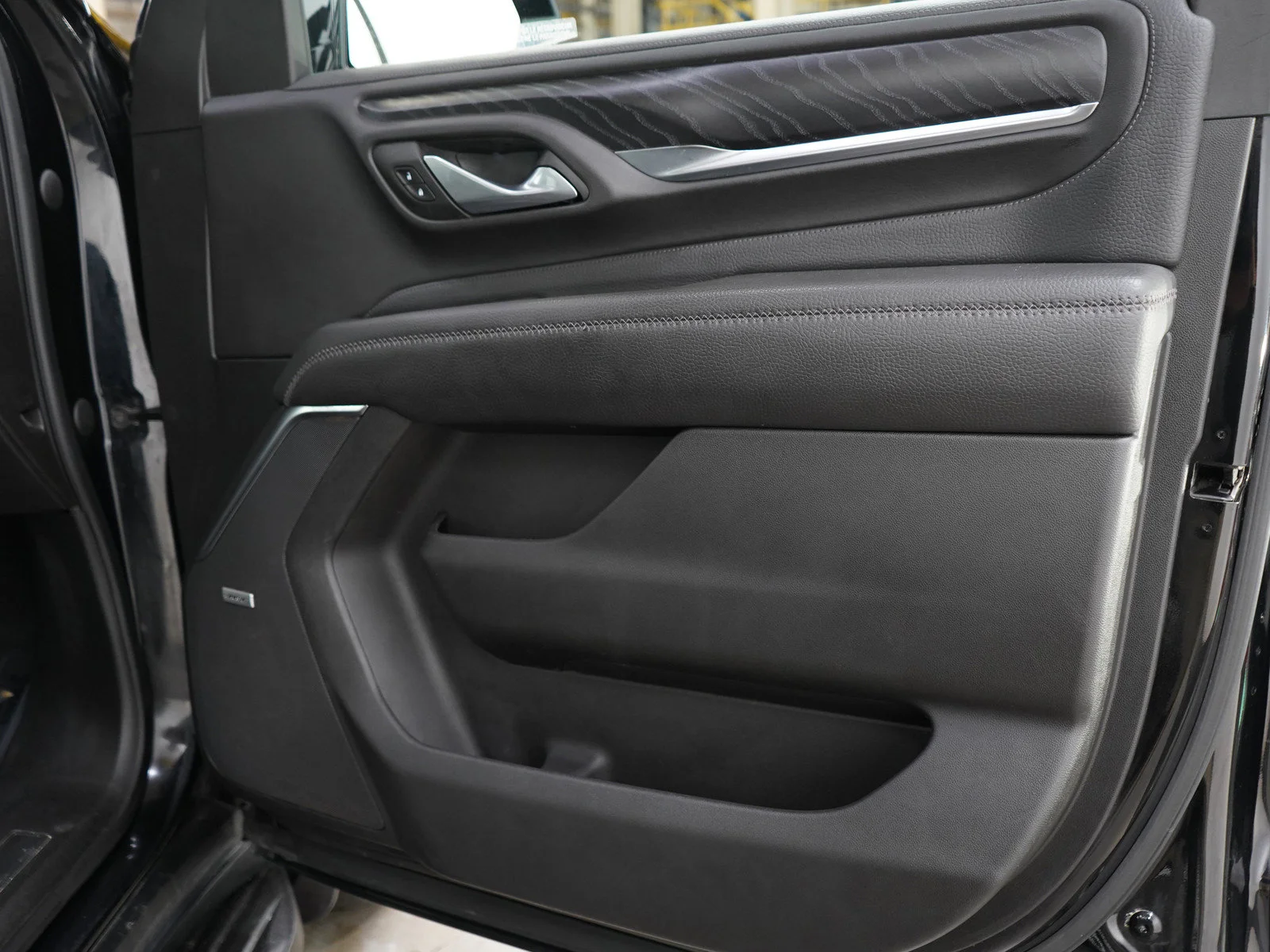 Used 2021 Black GMC Denali image 9