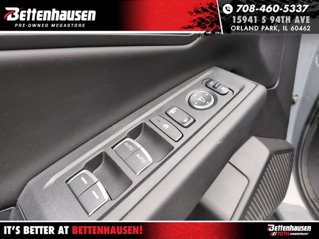 Used 2025 Gray Honda SE image 17