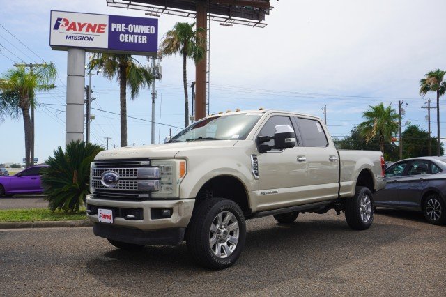 2017 Ford F-250 Platinum 4x4 Crew Cab 8' Box's photo