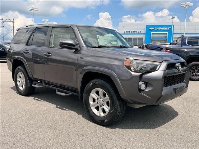 Used 2018 Magnetic Gray Metallic Toyota SR5 image 7