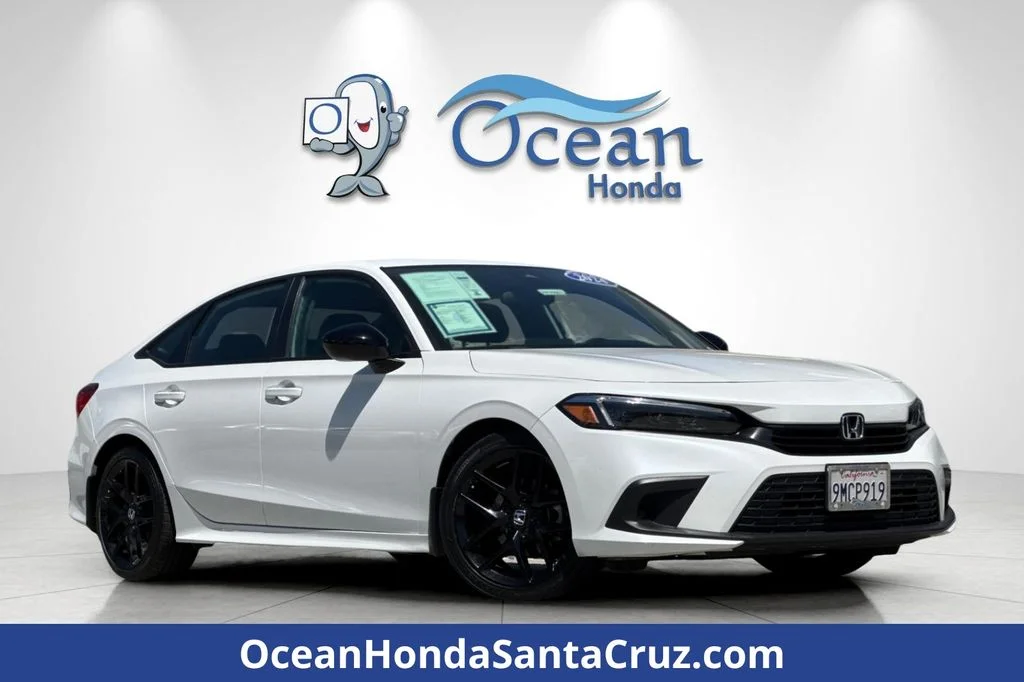 2024 Honda Civic Sport CVT's photo