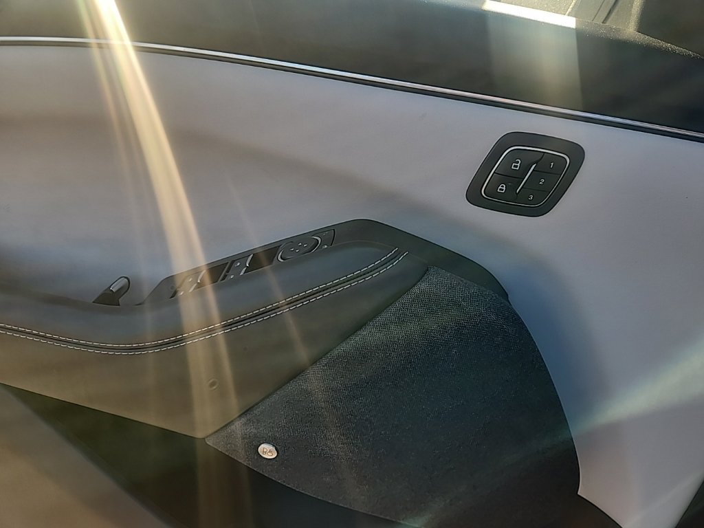 Used 2021 Silver Metallic Ford Premium image 25