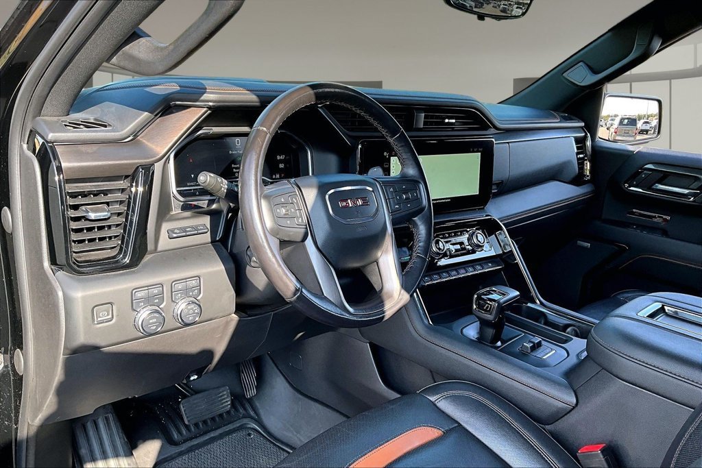 Used 2022 ONYX BLACK GMC AT4 image 13