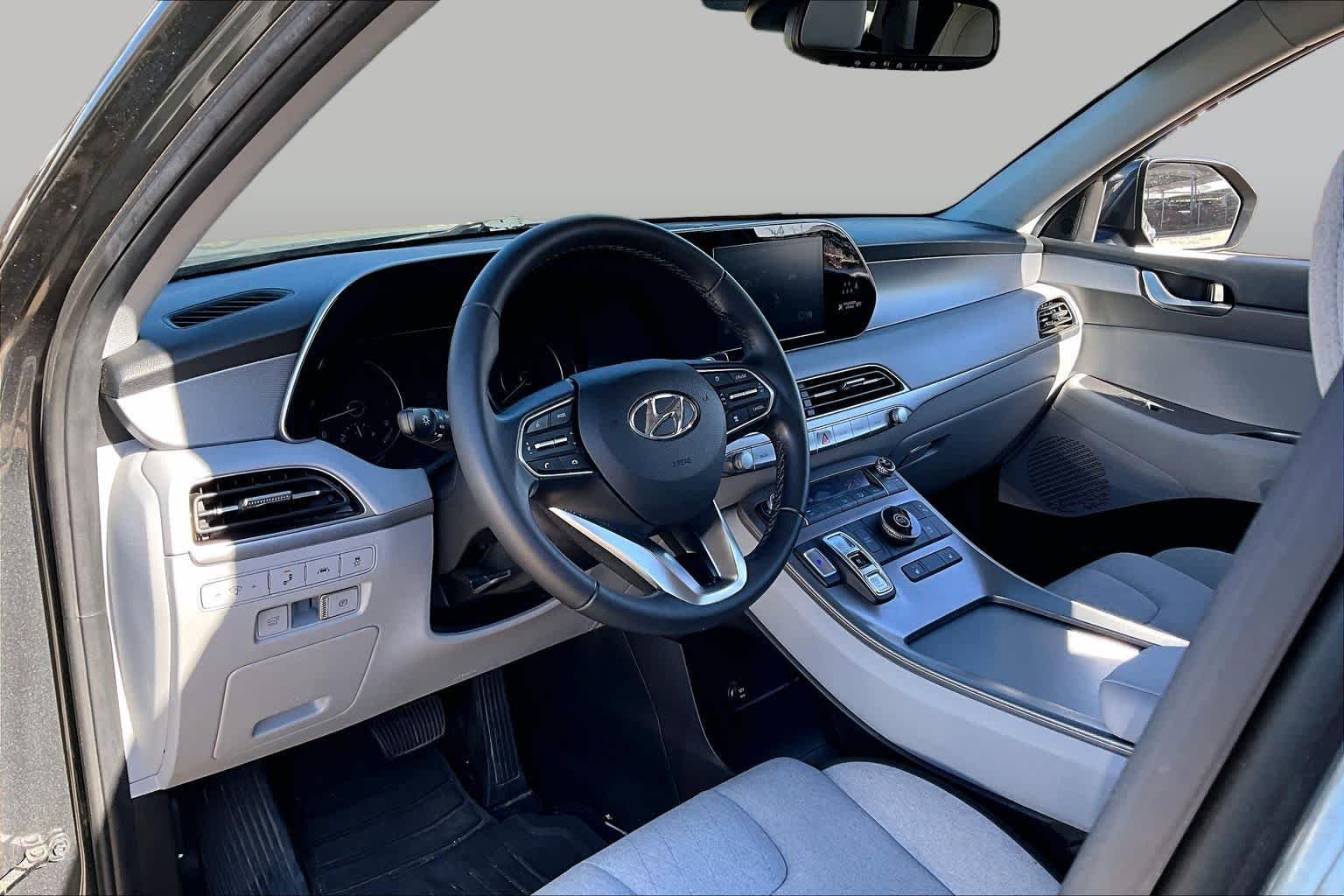 Used 2021 Rainforest Hyundai SEL image 16