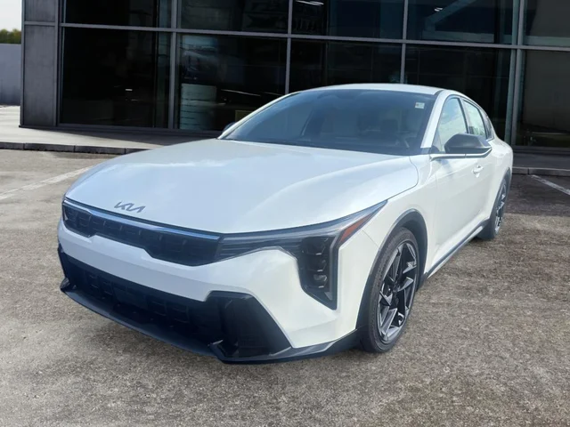 2026 Kia K4 GT-Line
