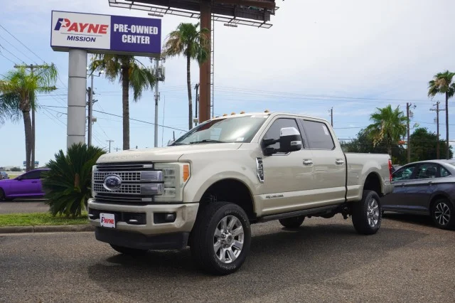 2017 Ford Super Duty F-250 SRW Platinum