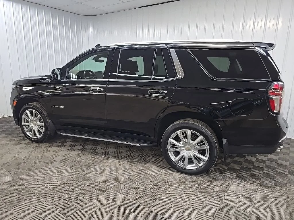 Used 2021 Black Chevrolet High Country image 4