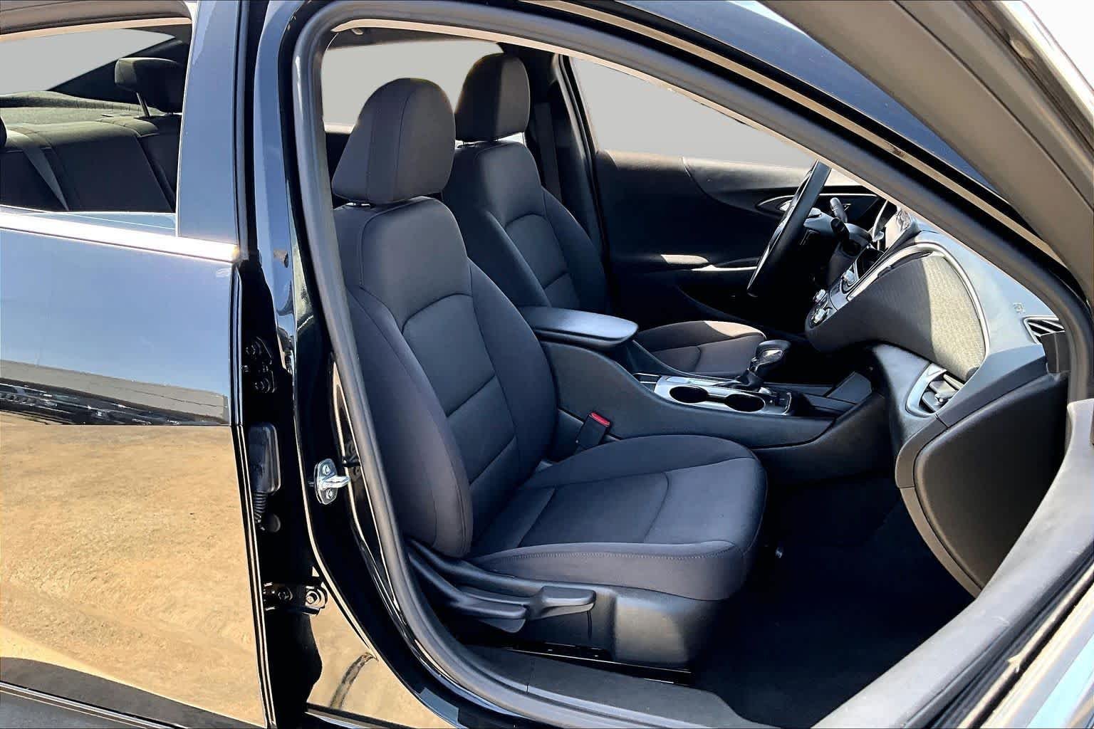 Used 2022 Mosaic Black Metallic Chevrolet LS image 9