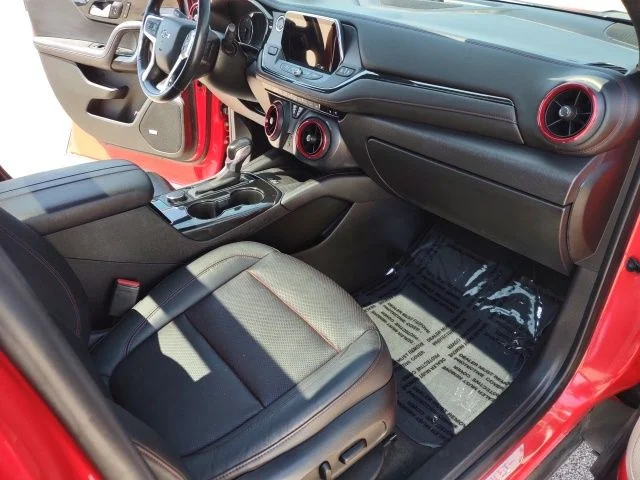 Used 2019 Red Chevrolet RS image 25