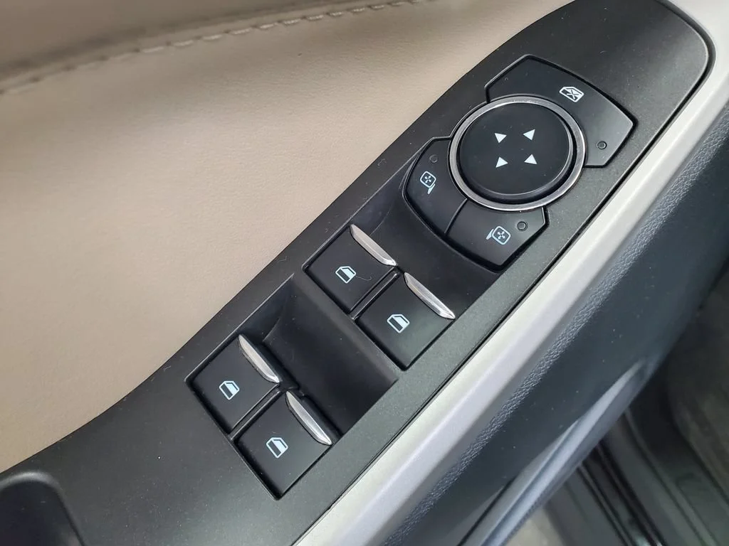 Used 2024 Black Ford XLT image 21
