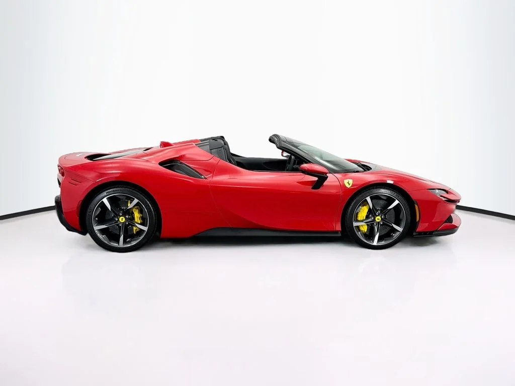 2024 Ferrari SF90 Base - Photo 4