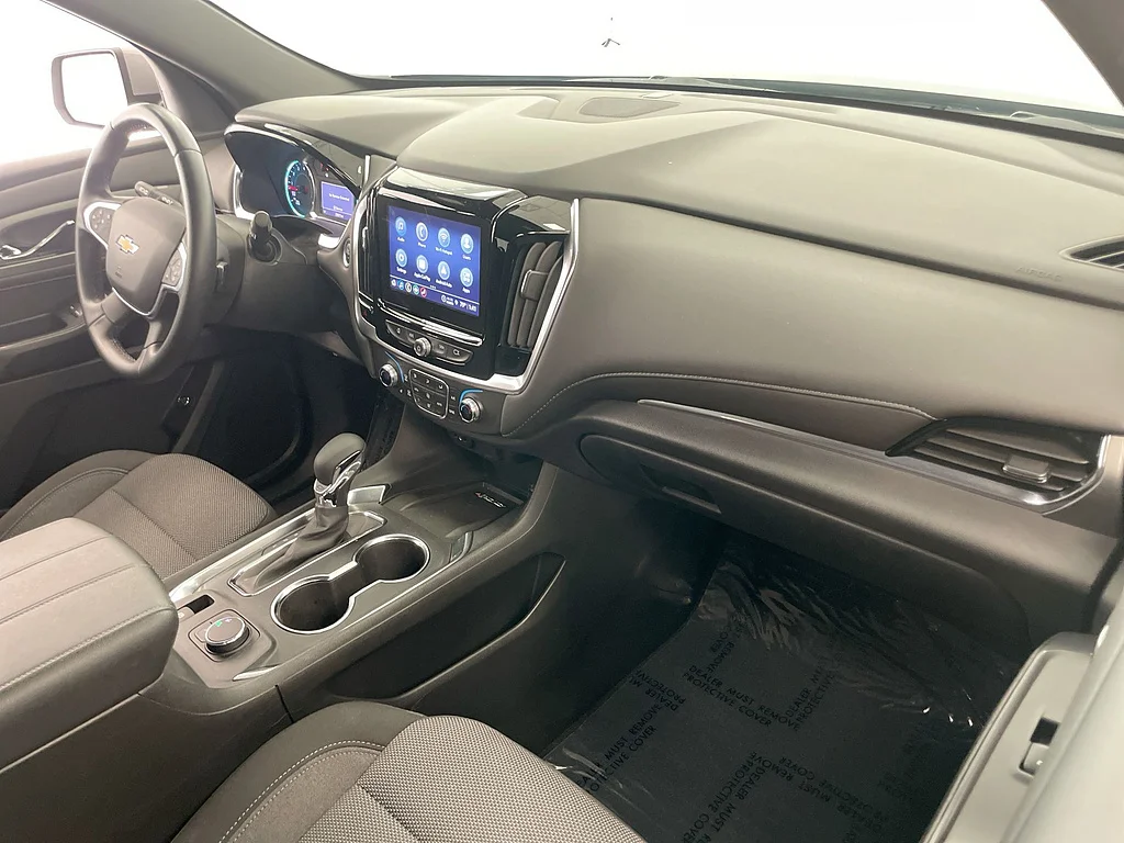 Used 2023 Sterling Gray Metallic Chevrolet LT Cloth image 28