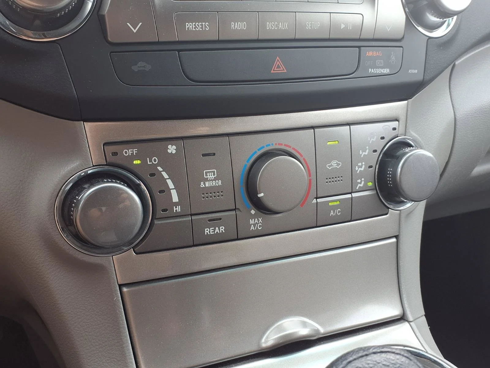 Used 2012 Classic Silver Metallic Toyota Base image 10