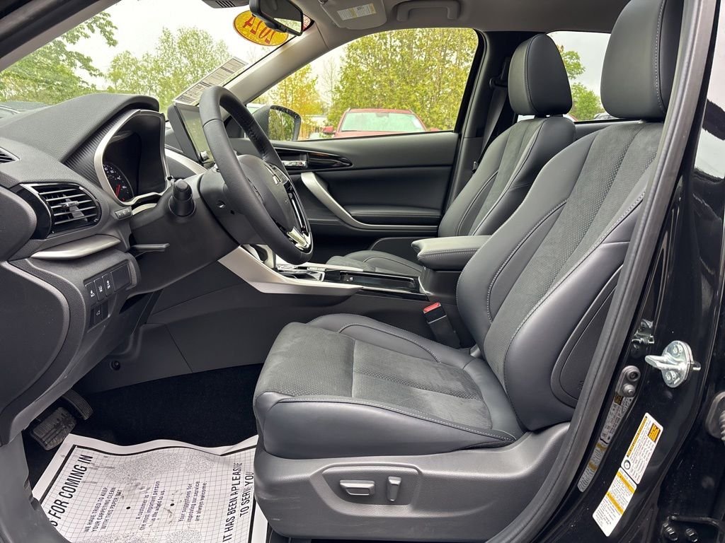 2024 Mitsubishi Eclipse Cross SE - Photo 15