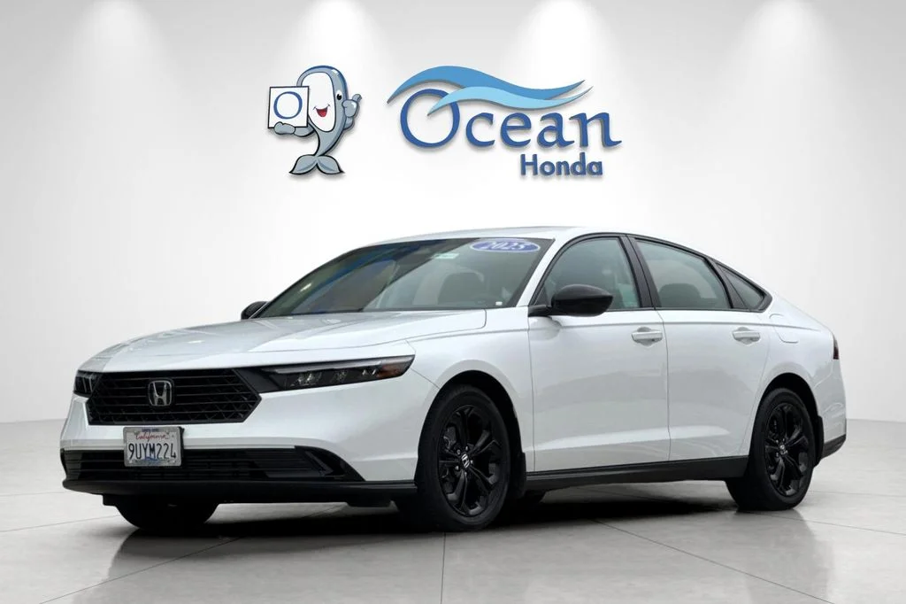 Used 2025  Honda SE image 9