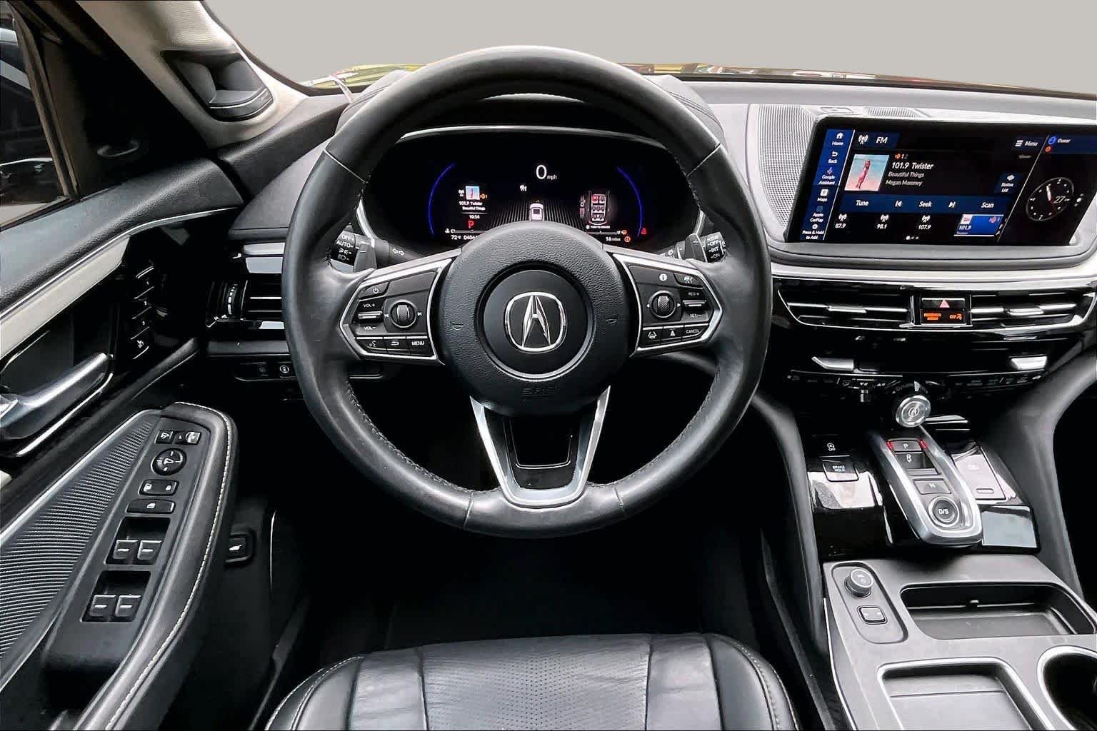 Used 2025 Majestic Black Pearl Acura w/Technology Package image 11