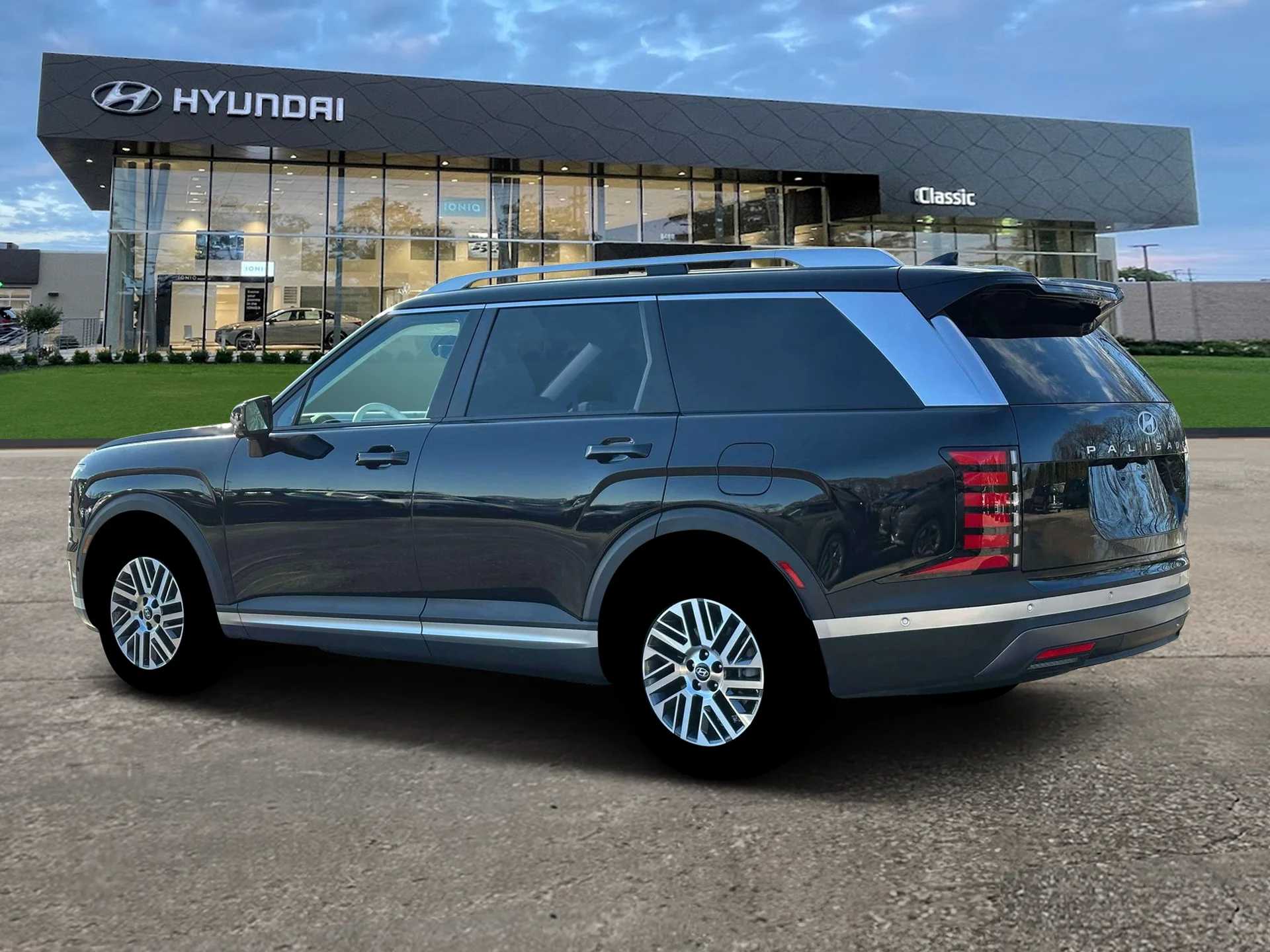 New 2026 Abyss Black Pearl Hyundai SEL Premium image 4