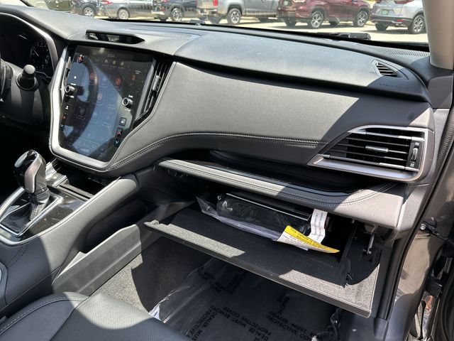 Used 2024  Subaru Limited image 30