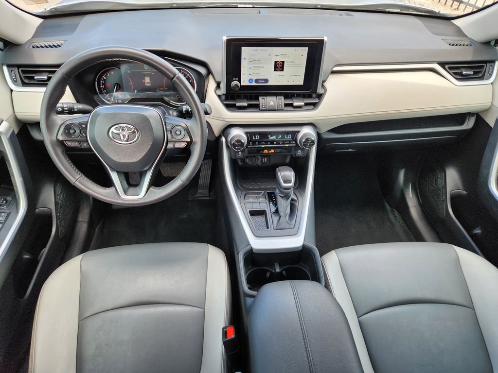 2024 Toyota RAV4 XLE Premium - Photo 24