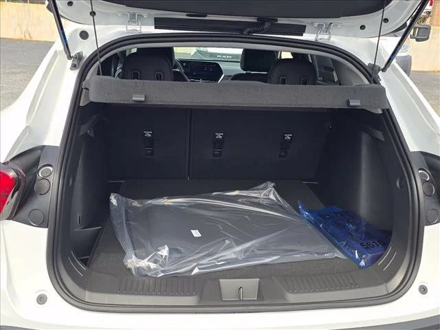 2026 Chevrolet Trax LT - Photo 31