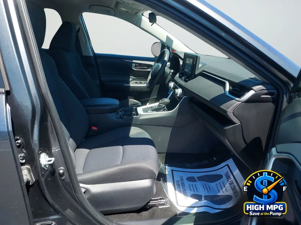 Used 2020 Gray Toyota LE image 25