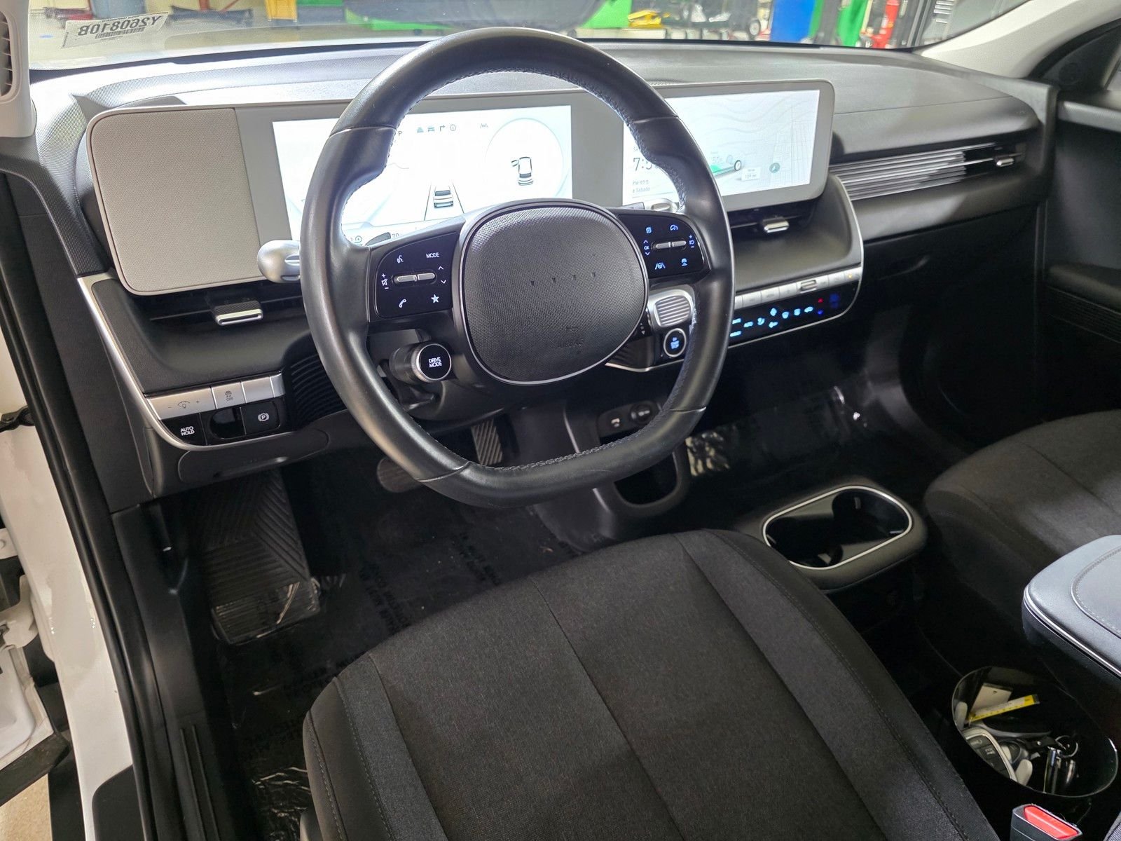 Used 2022 Atlas White Hyundai SE image 24