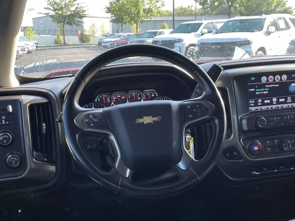 Used 2018 CAJUN RED TINTCOAT Chevrolet LTZ image 16