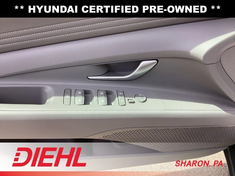 2024 Hyundai Elantra SEL - Photo 18