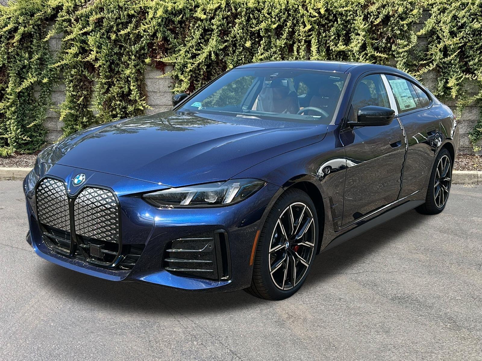 New 2026 Tanzanite Blue II Metallic BMW xDrive40 image 3