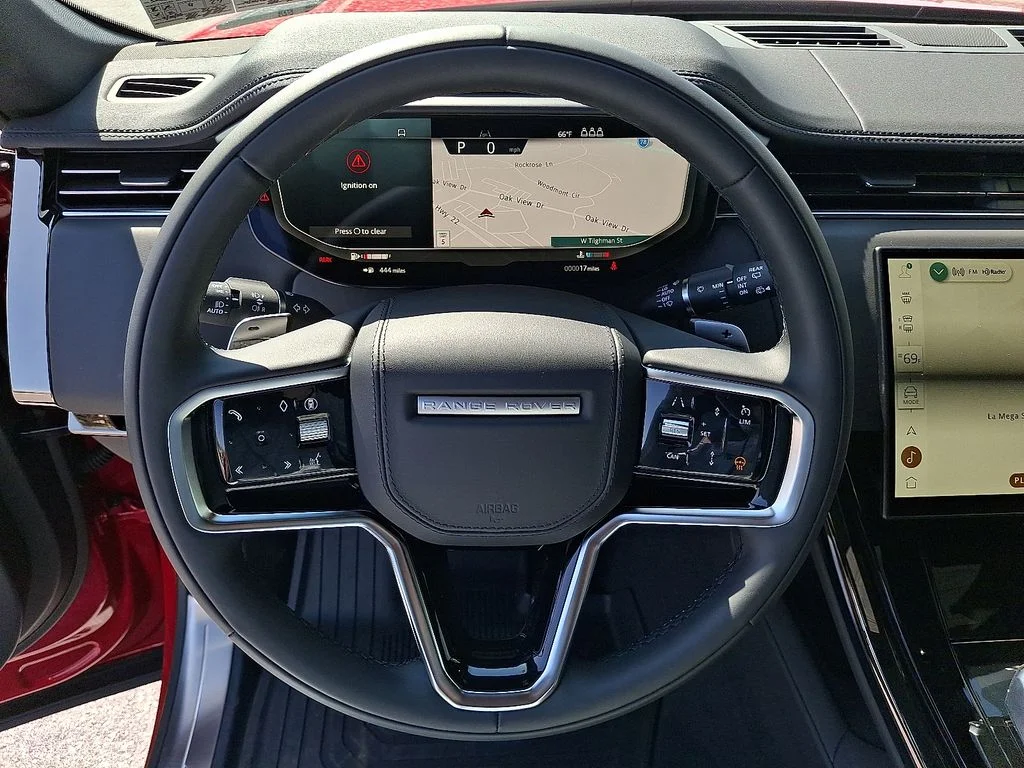 New 2026  Land Rover SE image 11