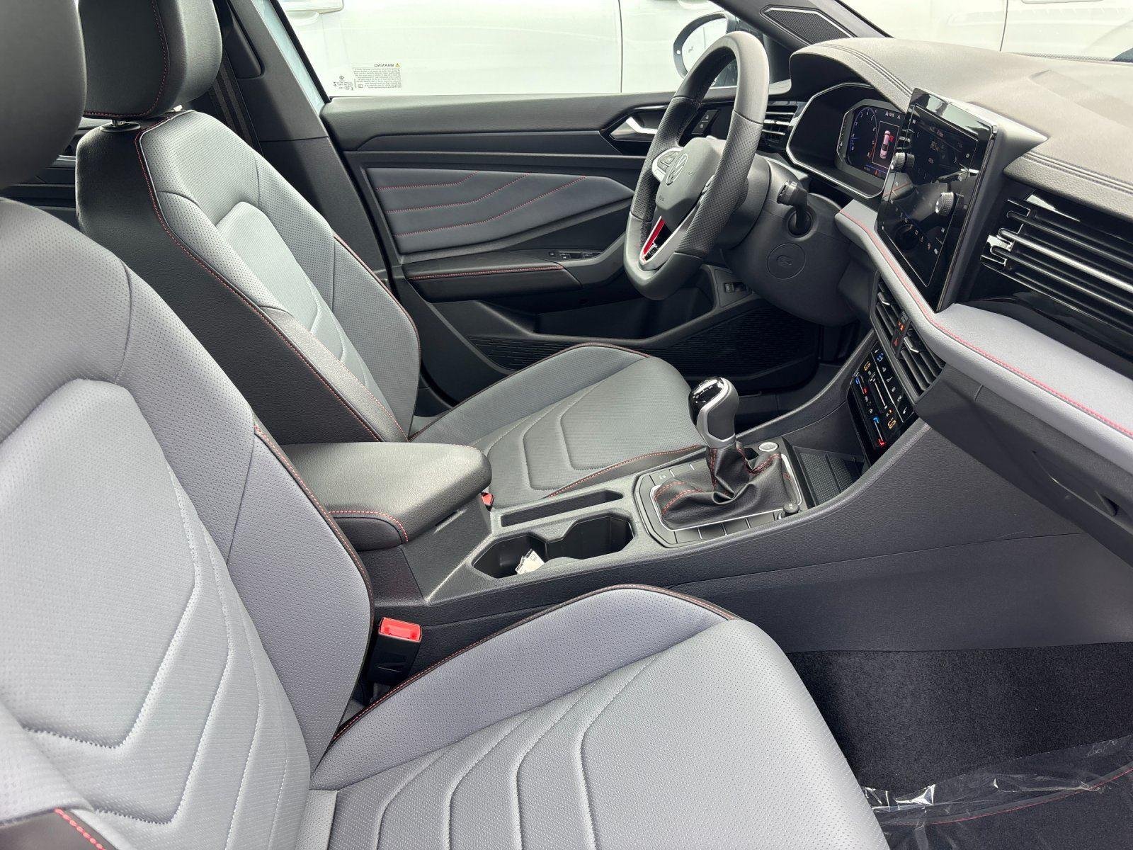 New 2026 Monument Gray w/Deep Black Roof Volkswagen Autobahn image 39