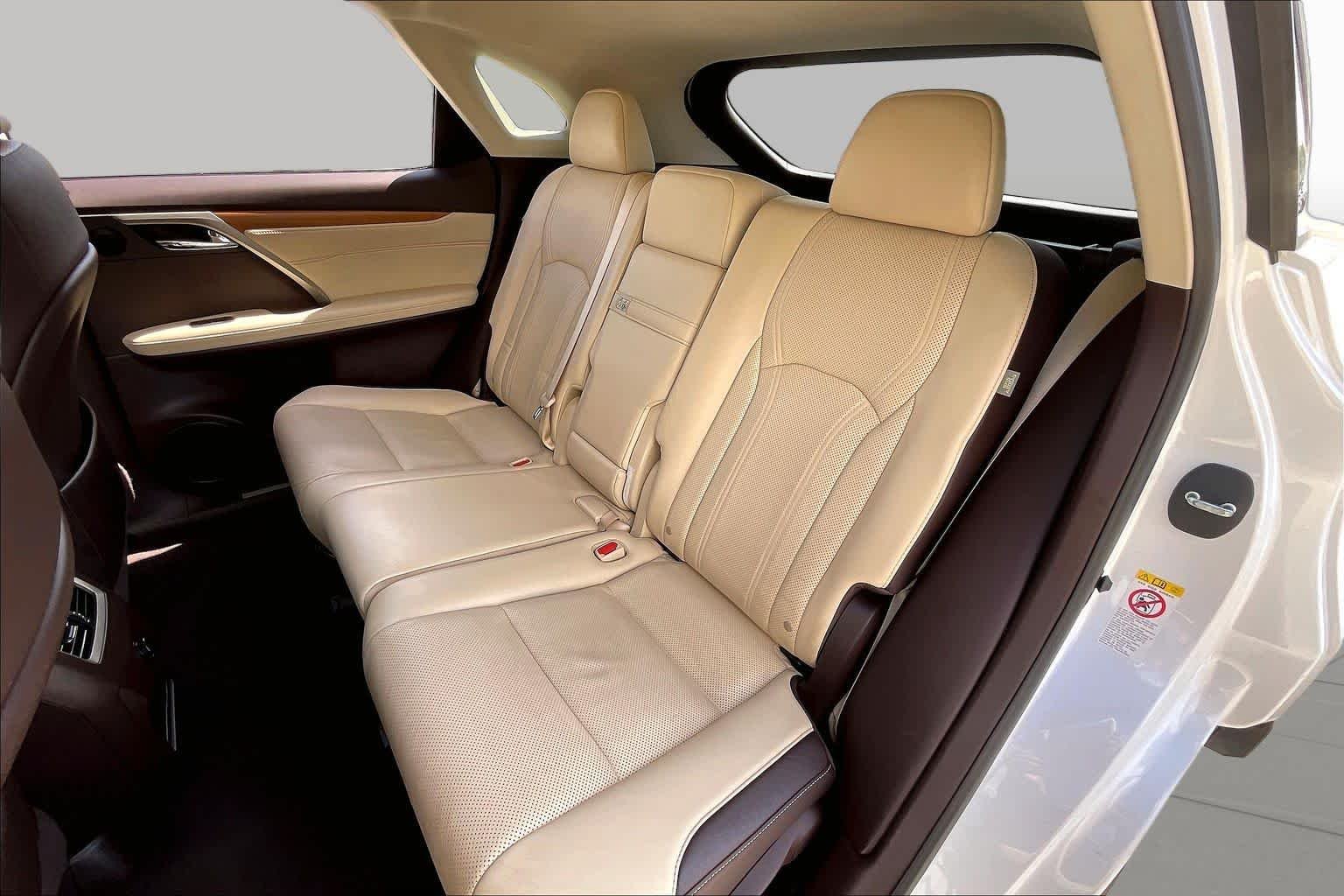 Used 2016 Eminent White Pearl Lexus  image 18