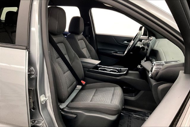 Used 2025 Sterling Gray Metallic Chevrolet LT image 8