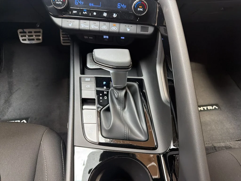 New 2026 Serenity White Hyundai SEL Sport image 21