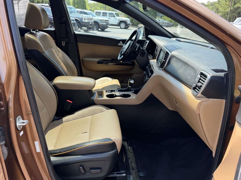 Used 2018 Brown Kia SX image 12