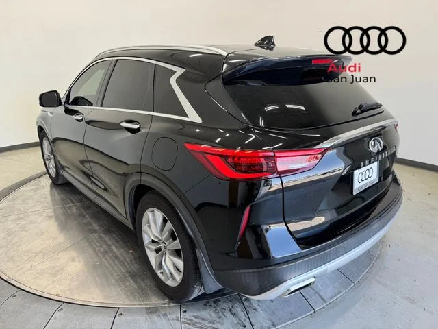 Used 2019 Black INFINITI LUXE image 36