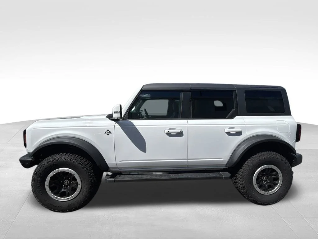Used 2023 White Ford Outer Banks image 2