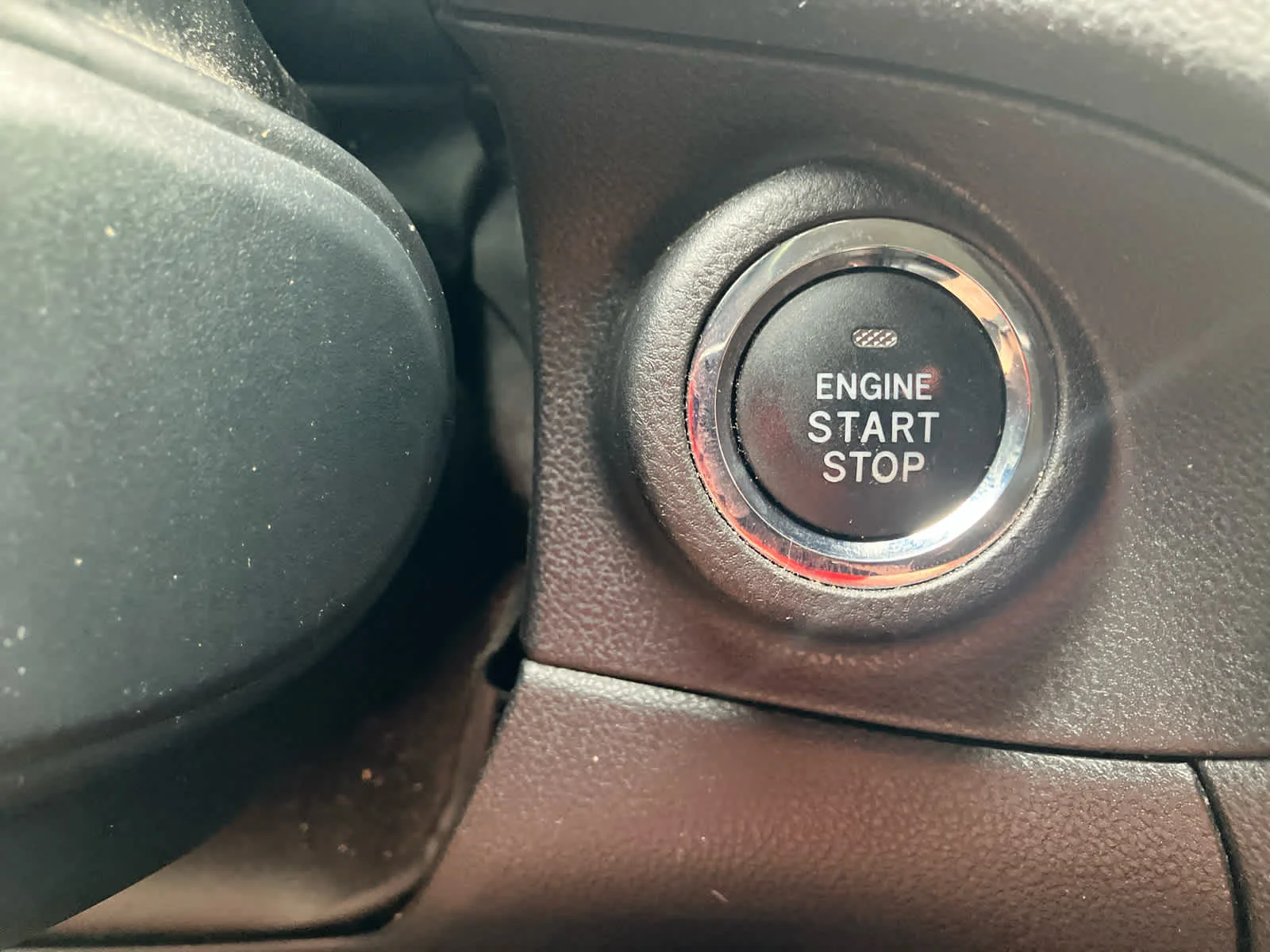 Used 2019 Magnetite Gray Metallic Subaru Limited image 30
